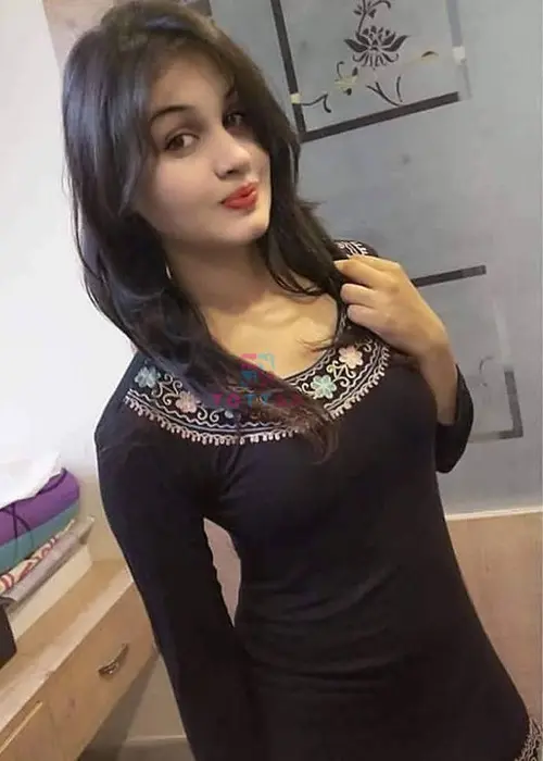 Pooja-Escorts-in-Delhi.webp